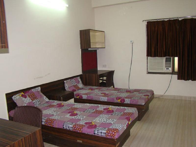 Hostel Lokhit Residency Boys
