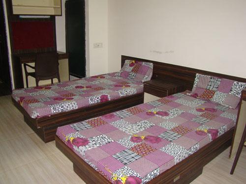 Hostel Lokhit Residency Boys *